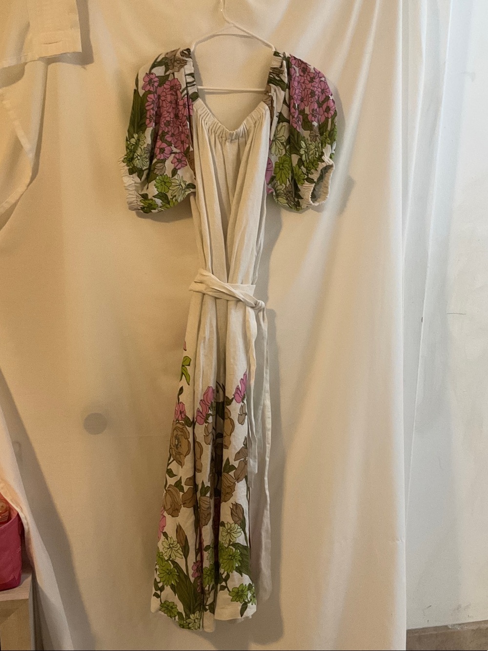 Vineyard Vines Bohemian Floral White Maxi Dress with Puff Sleeves size m